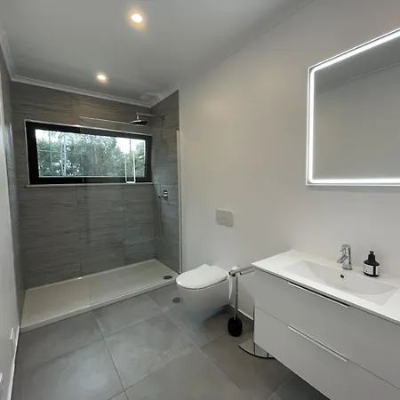 Elodie Piscine Privé, Parking Villa Portimão