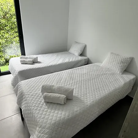 Villa Elodie Piscine Privé, Parking