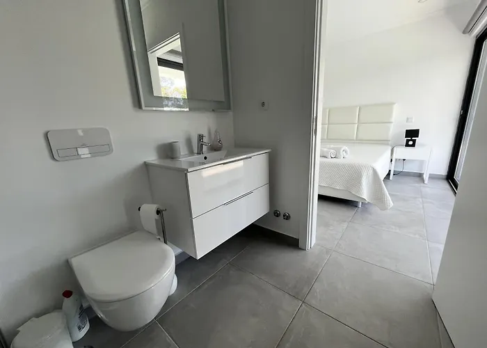 Elodie Piscine Prive, Parking Вилла *