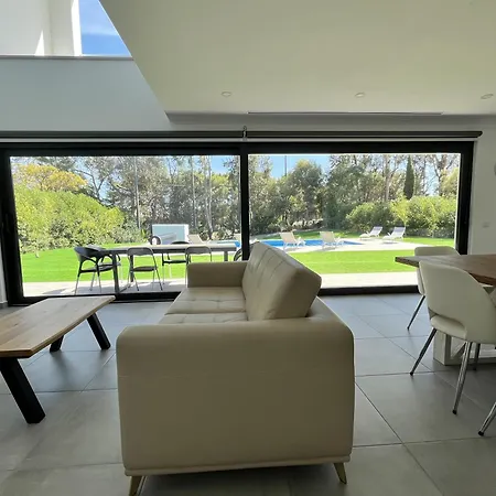 Villa Elodie Piscine Privé, Parking