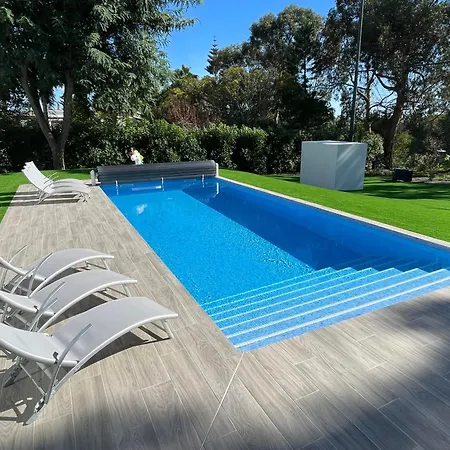 Elodie Piscine Prive, Parking * Portimão