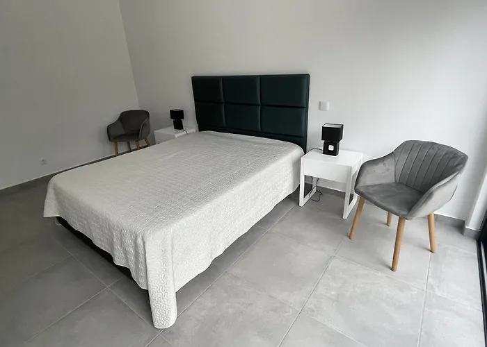 Elodie Piscine Privé, Parking Portimão